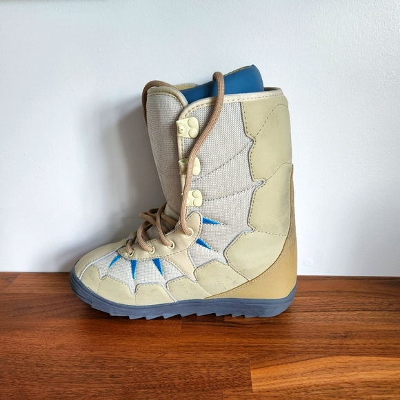 BURTON Snowboarding Boots - Picture 5 of 13